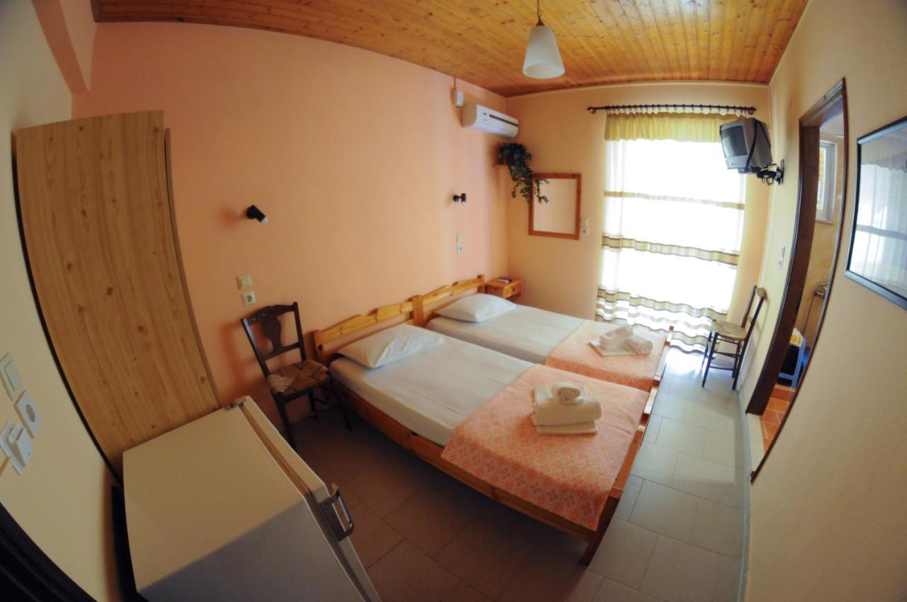Nefeli Rooms 佩弗奇 客房 照片